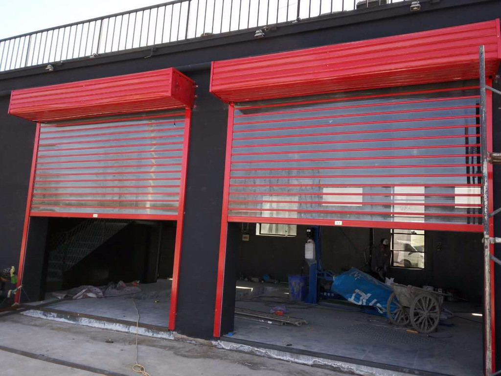 Gongming crystal roller shutter manufacturer - bright crystal roller shutter has a fresh effect