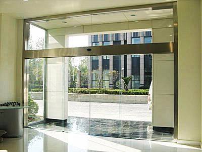 Bright aluminum automatic door selection / selection of suitable automatic door is very important